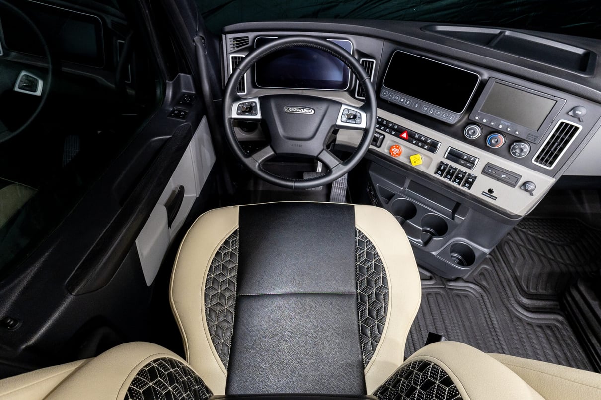 2026 ShowHauler Adventure A4501 gallery image-13