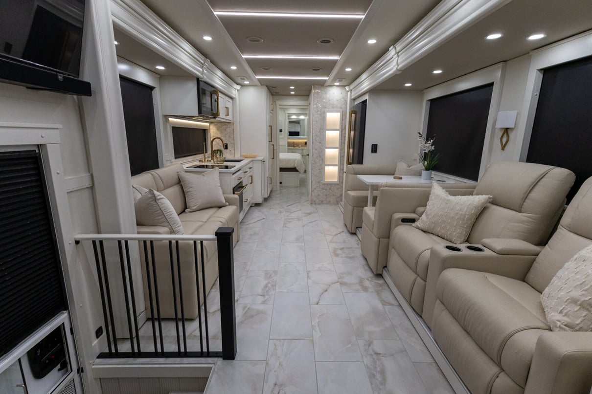 2026 ShowHauler Adventure A4501 gallery image-14