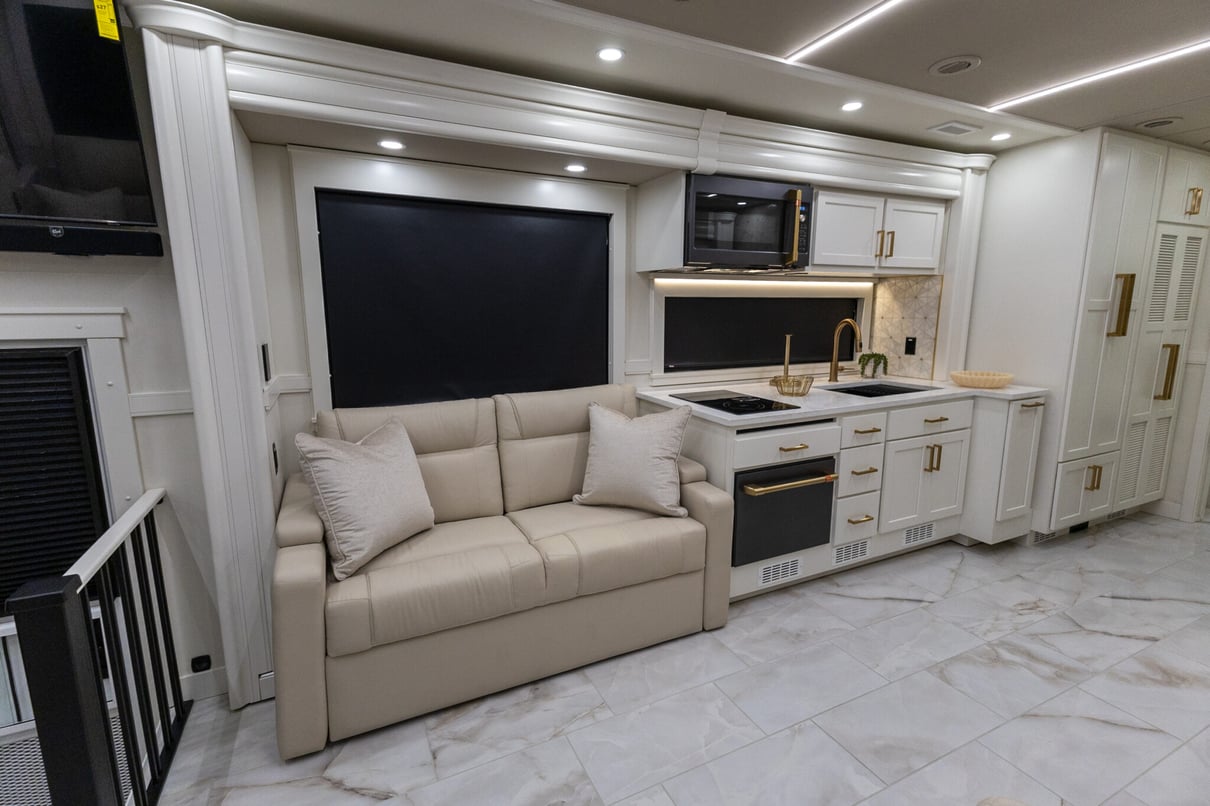 2026 ShowHauler Adventure A4501 gallery image-18