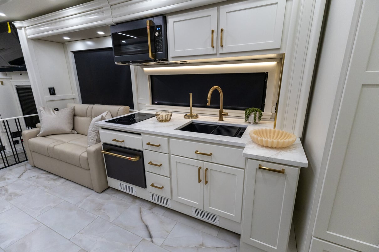 2026 ShowHauler Adventure A4501 gallery image-21