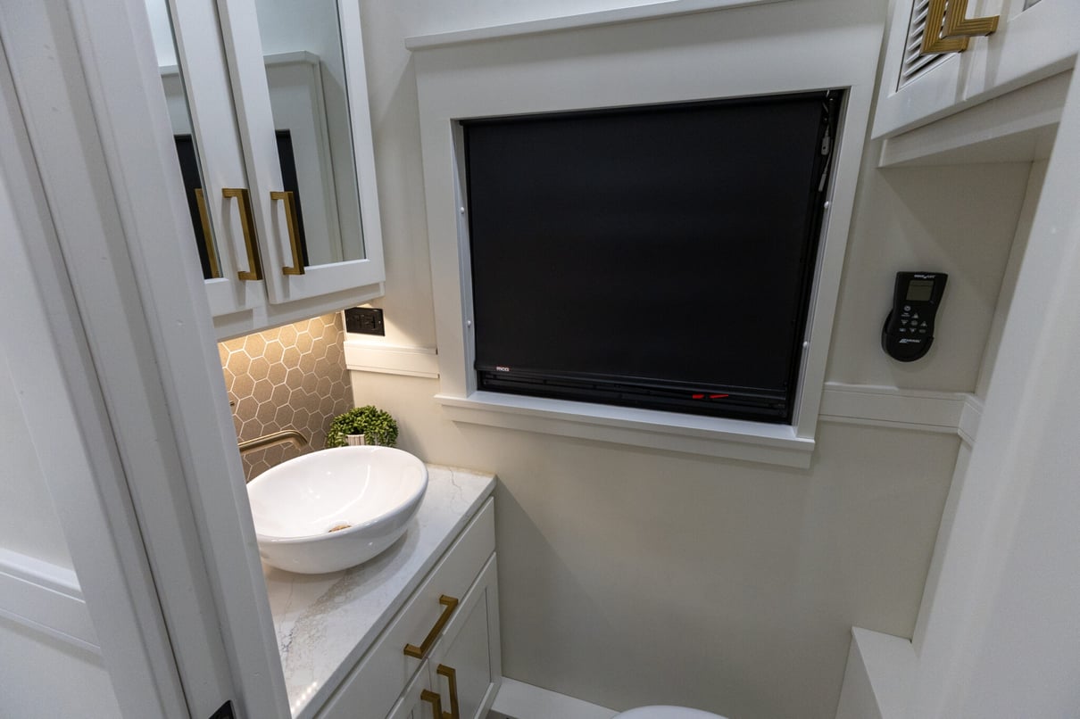 2026 ShowHauler Adventure A4501 gallery image-23