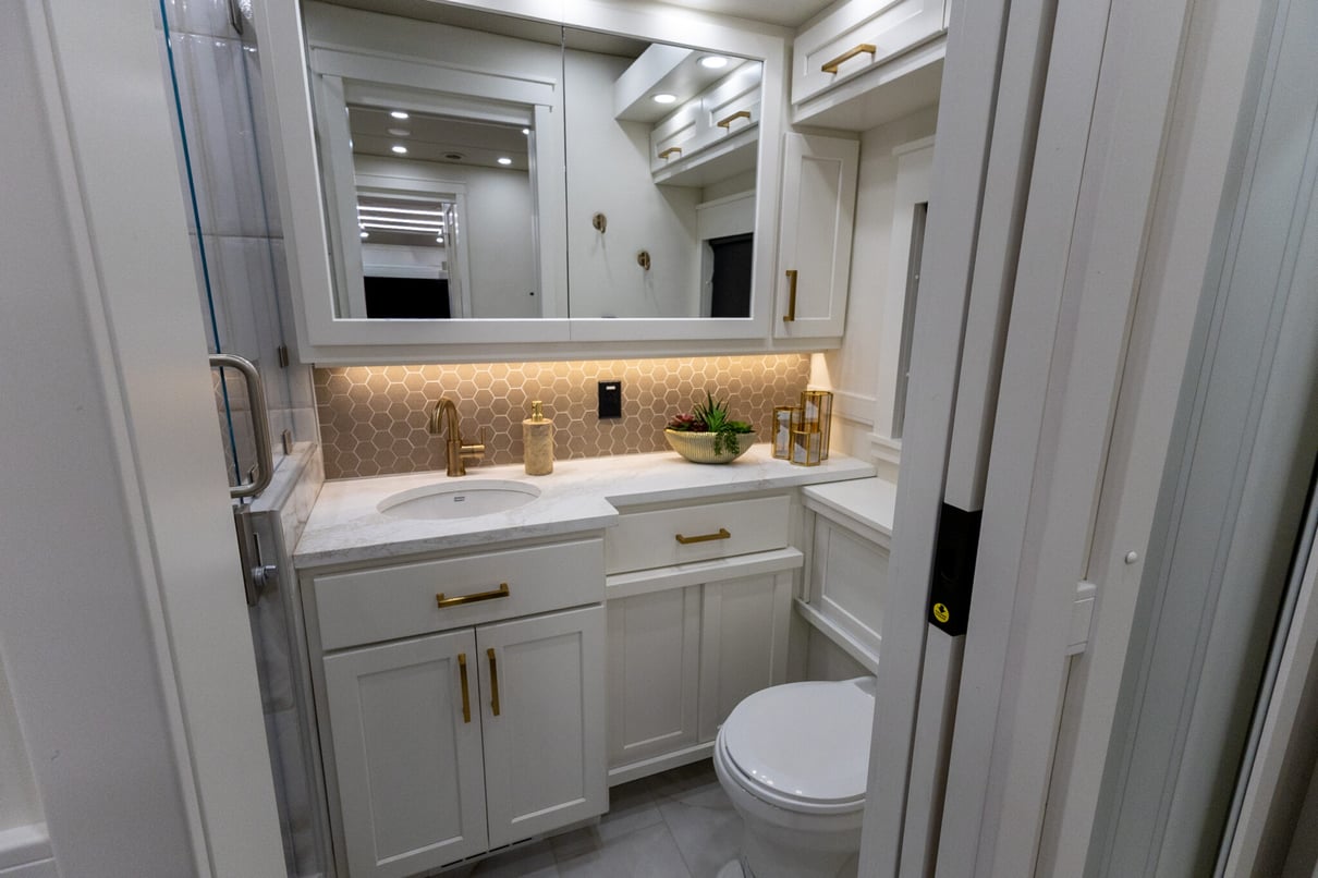 2026 ShowHauler Adventure A4501 gallery image-29