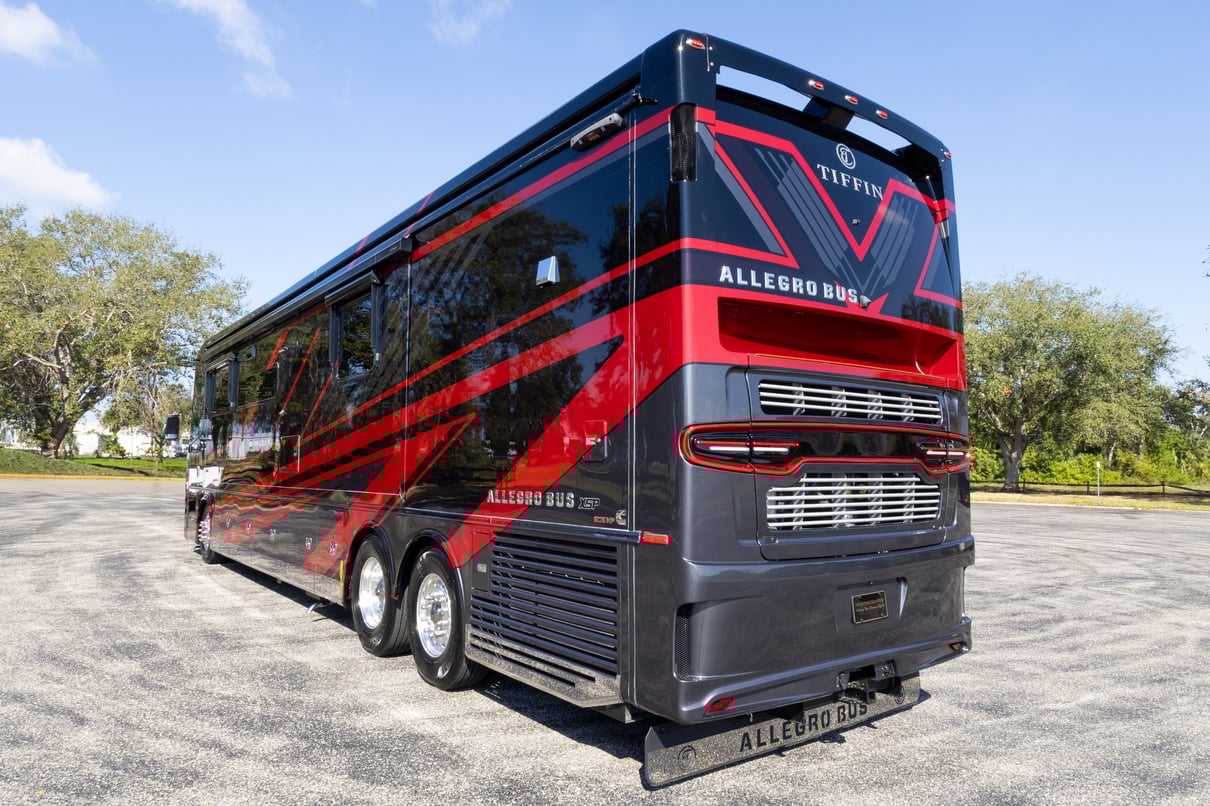 2023 Tiffin Allegro Bus 45 FP gallery image-7