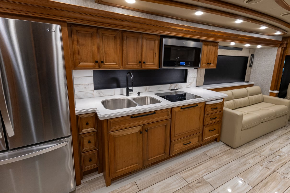 2023 Tiffin Allegro Bus 45 FP gallery image-20