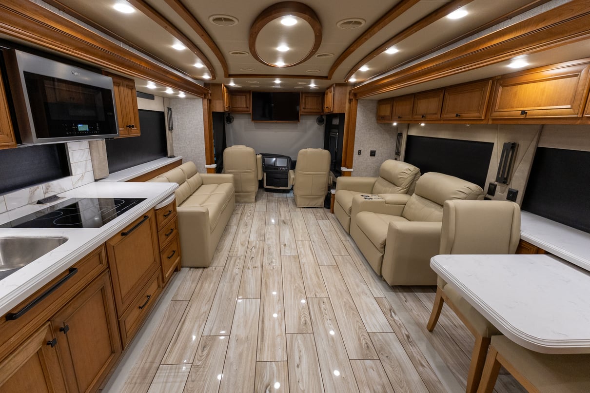 2023 Tiffin Allegro Bus 45 FP gallery image-21