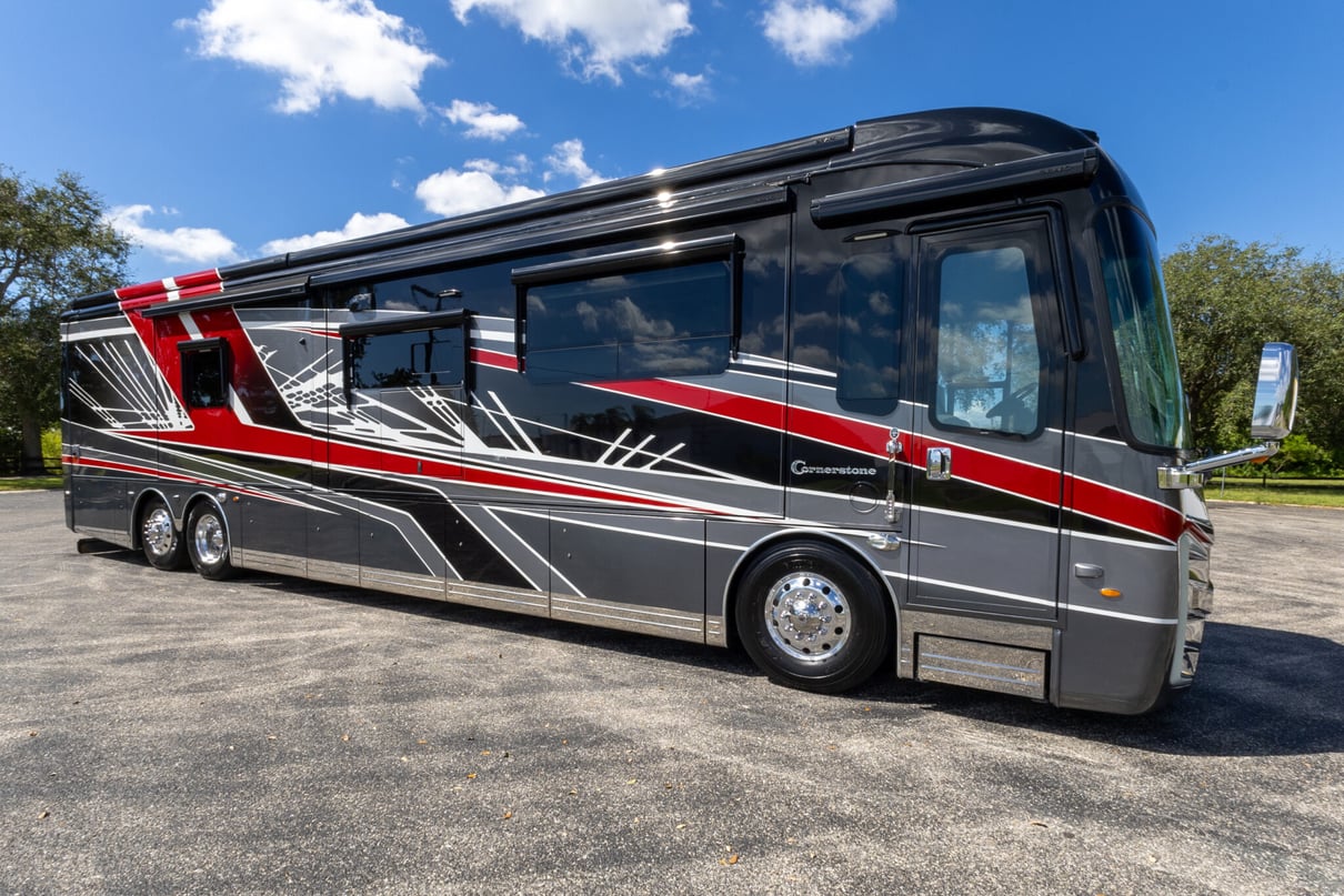 2022 Entegra Cornerstone 45B gallery image-2