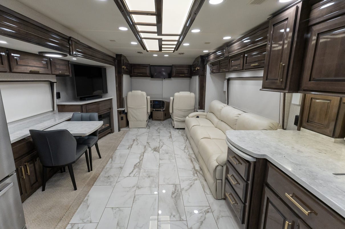 2022 Entegra Cornerstone 45B gallery image-21