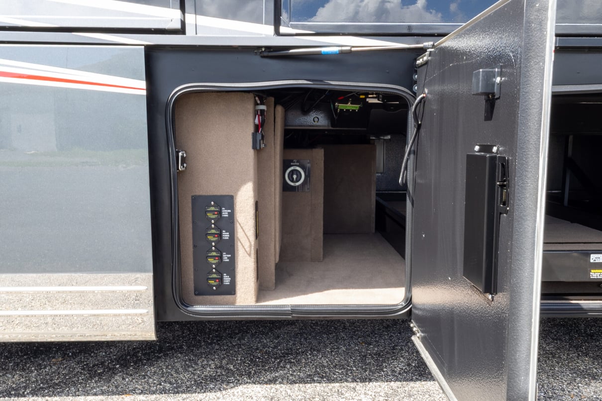 2022 Entegra Cornerstone 45B gallery image-43