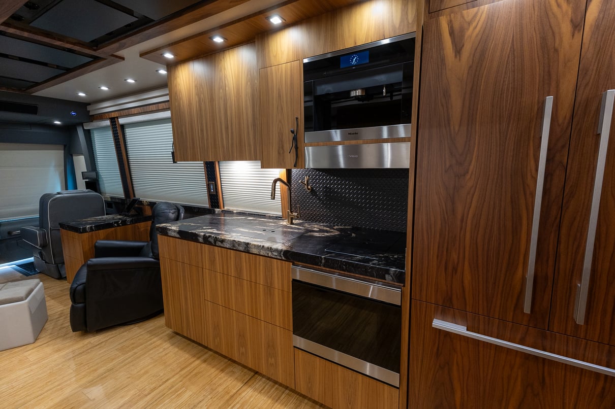 2022 Prevost Millennium X3 45 gallery image-20