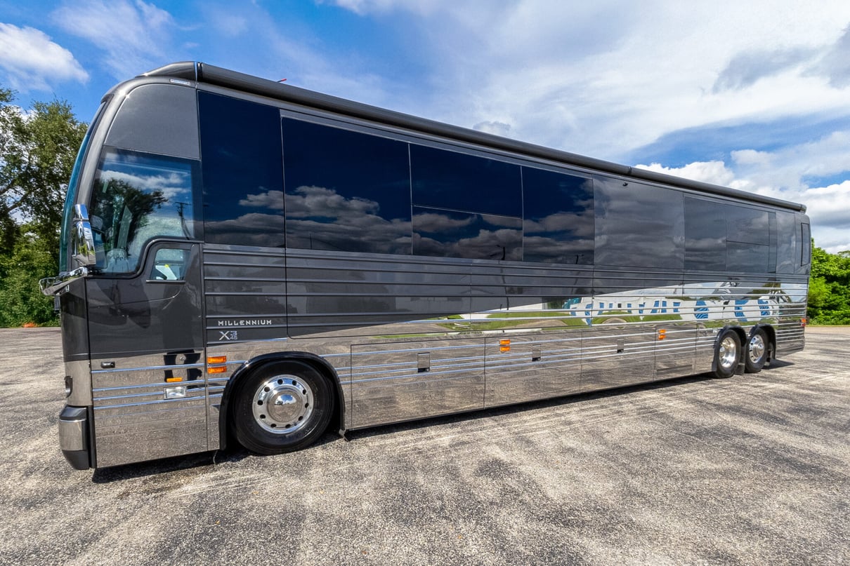 2022 Prevost Millennium X3 45 gallery image-10