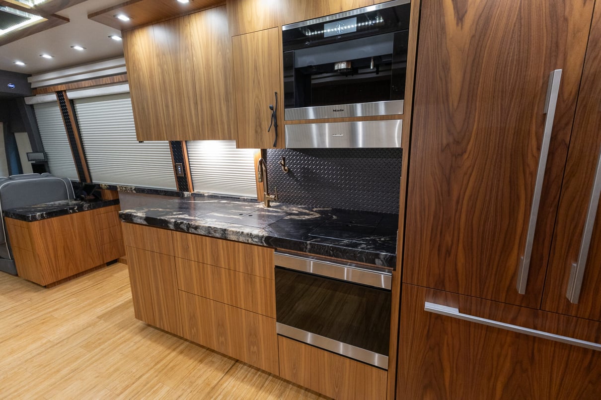 2022 Prevost Millennium X3 45 gallery image-20