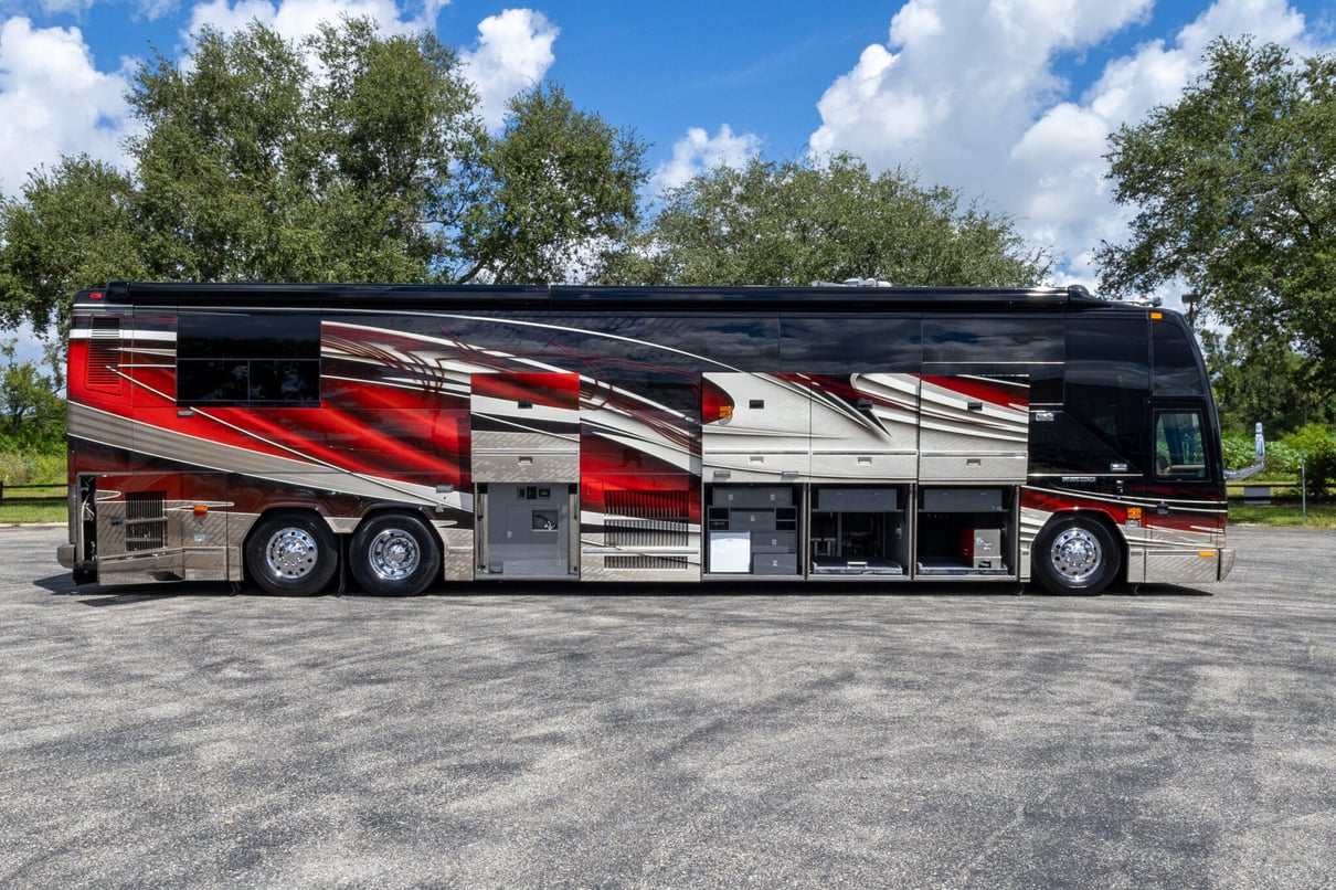 2005 PREVOST LIBERTY H3 45 gallery image-30