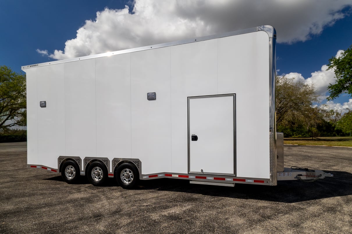2026 Featherlite 26' Stacker Trailer 4414 gallery image-2