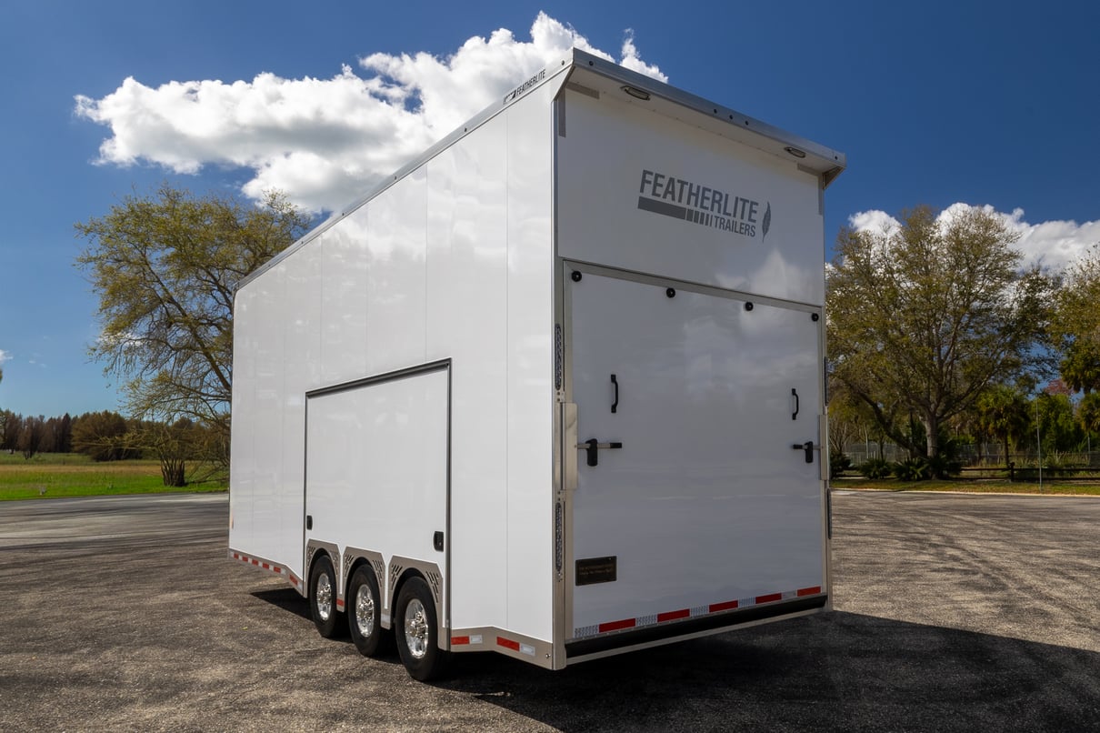 2026 Featherlite 26' Stacker Trailer 4414 gallery image-7