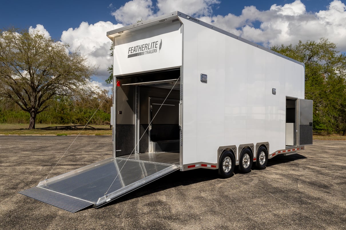 2026 Featherlite 26' Stacker Trailer 4414 gallery image-14