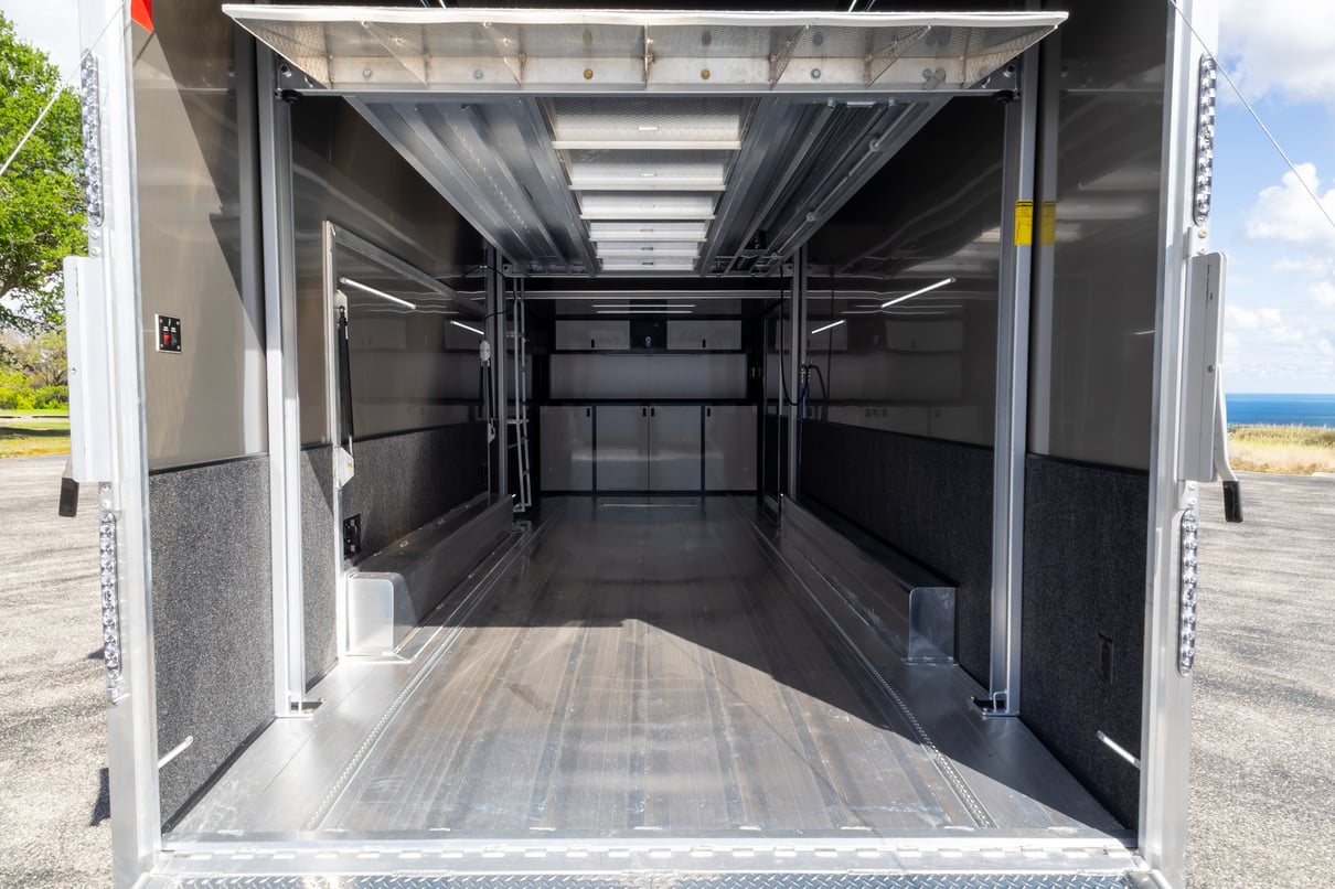 2026 Featherlite 26' Stacker Trailer 4414 gallery image-17