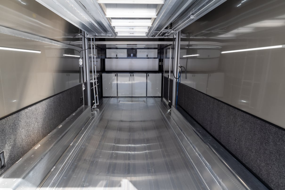 2026 Featherlite 26' Stacker Trailer 4414 gallery image-18