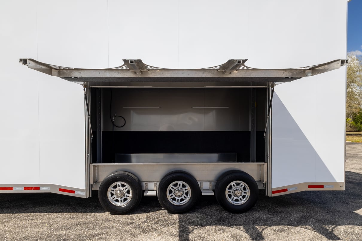 2026 Featherlite 26' Stacker Trailer 4414 gallery image-25