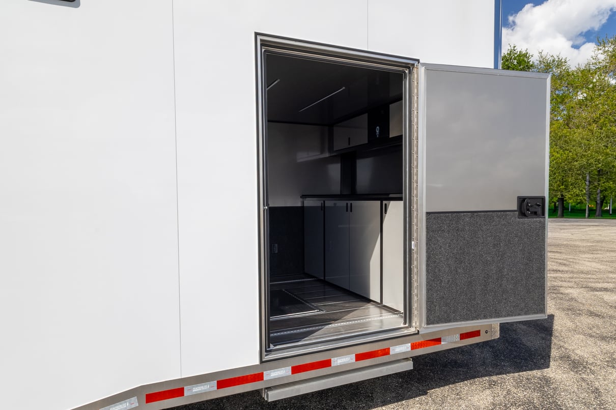 2026 Featherlite 26' Stacker Trailer 4414 gallery image-27