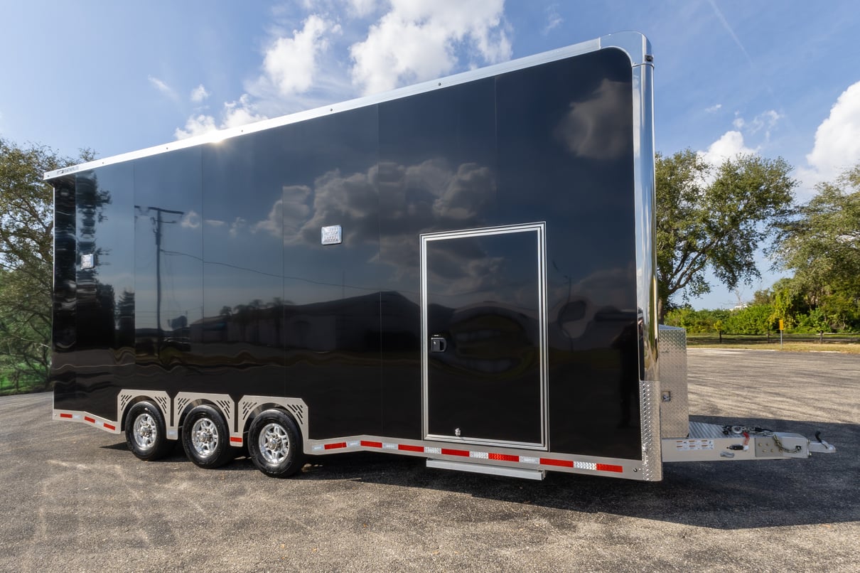 2026 Featherlite 26' Stacker Trailer 4414 gallery image-2