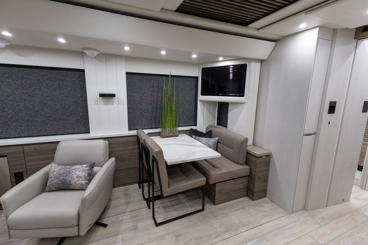 2024 Newell P50 gallery image-16