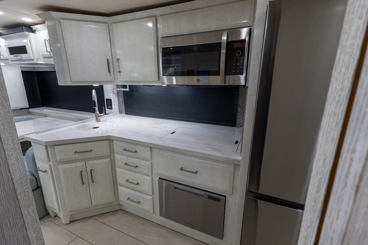 2022 Newmar New Aire 3543 gallery image-18