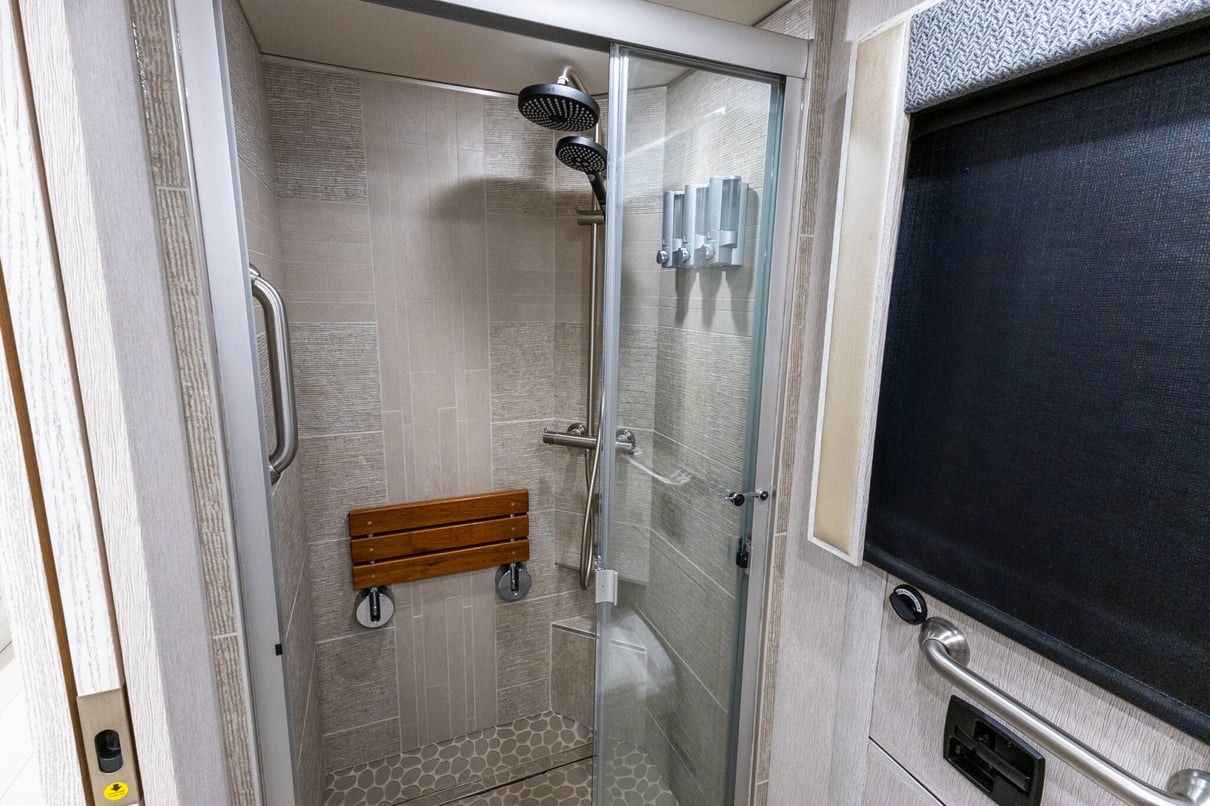 2022 Newmar New Aire 3543 gallery image-23