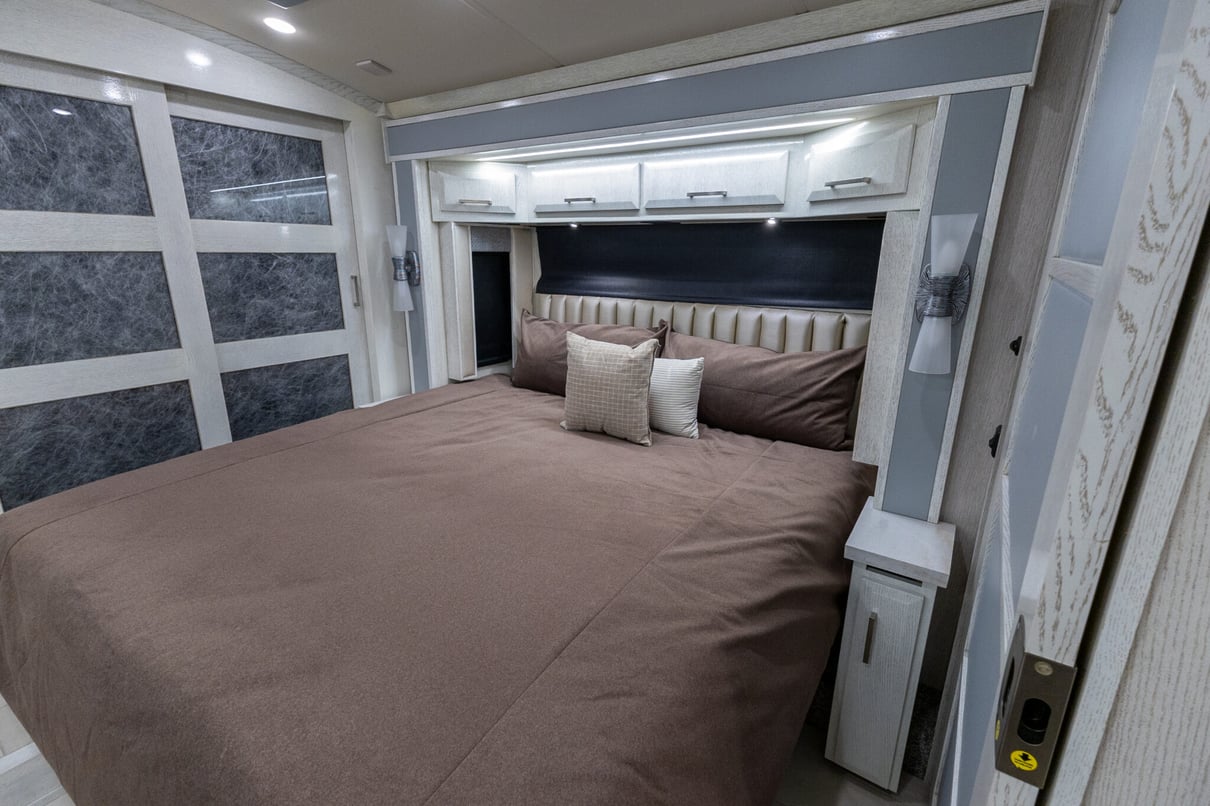 2022 Newmar New Aire 3543 gallery image-25