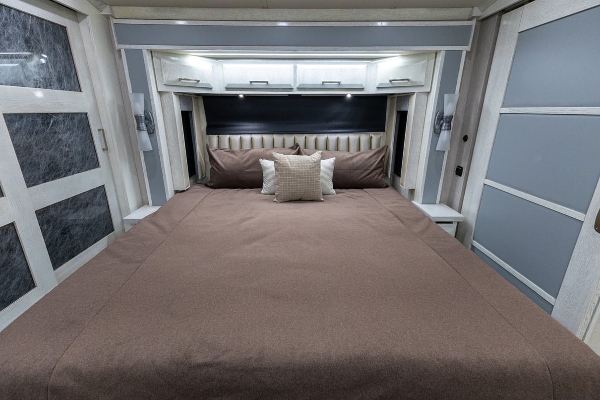 2022 Newmar New Aire 3543 gallery image-26