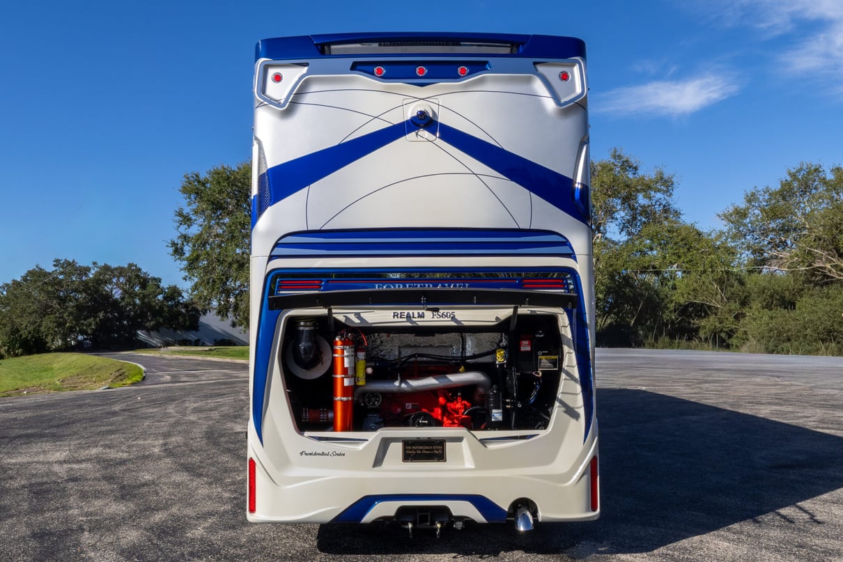 2025 Foretravel Realm Presidential LV2 gallery image-46