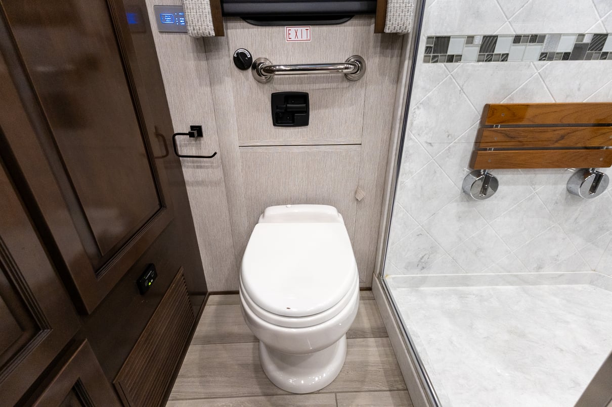 2022 Newmar Dutch Star 4369 gallery image-30