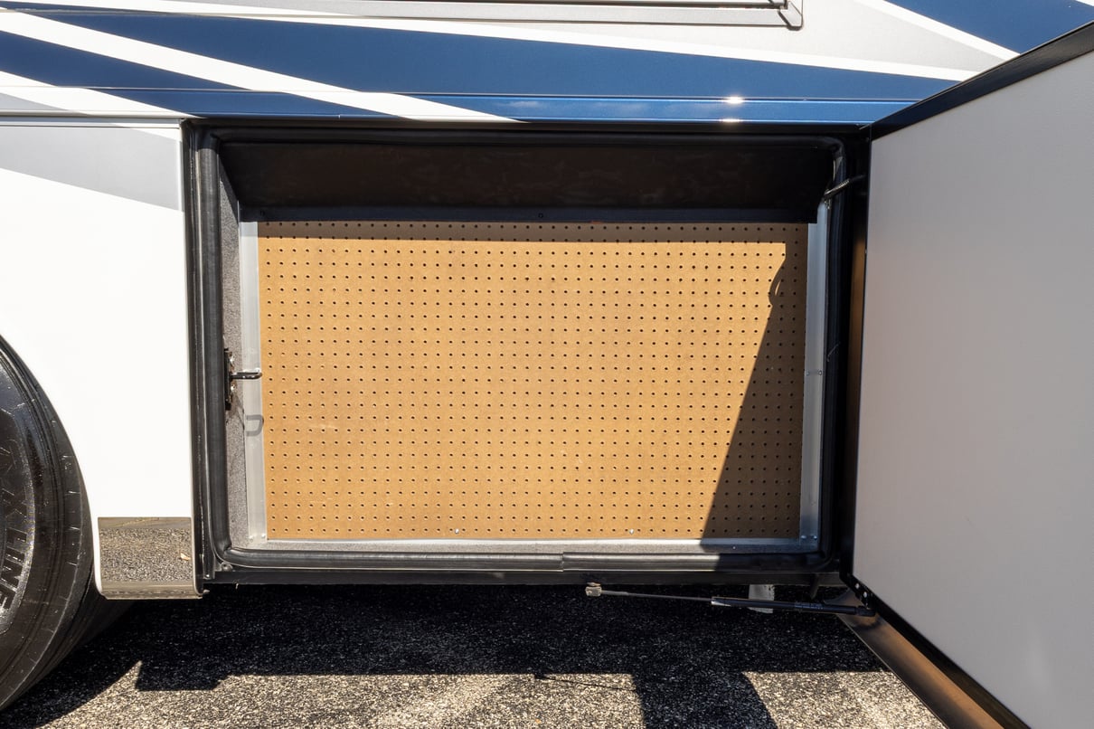 2022 Newmar Dutch Star 4369 gallery image-36