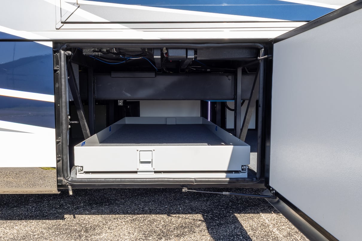 2022 Newmar Dutch Star 4369 gallery image-38