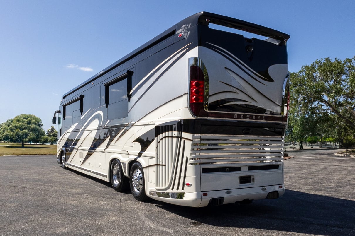 2017 Newell 2020P gallery image-7