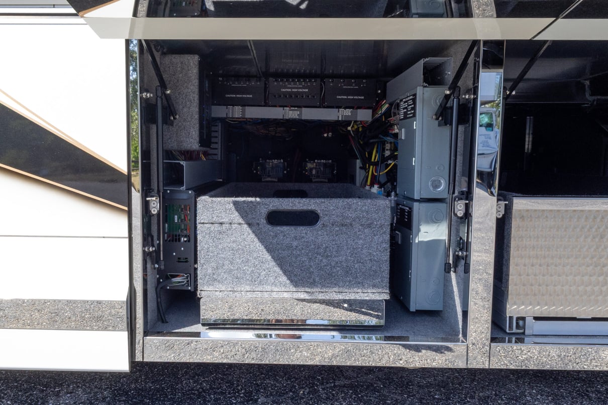 2017 Newell 2020P gallery image-37