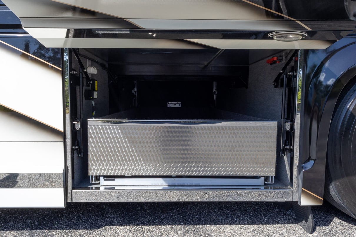 2017 Newell 2020P gallery image-39