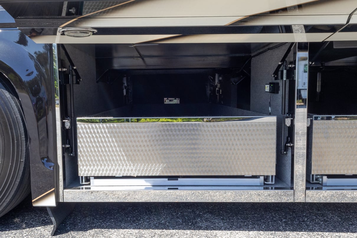 2017 Newell 2020P gallery image-40