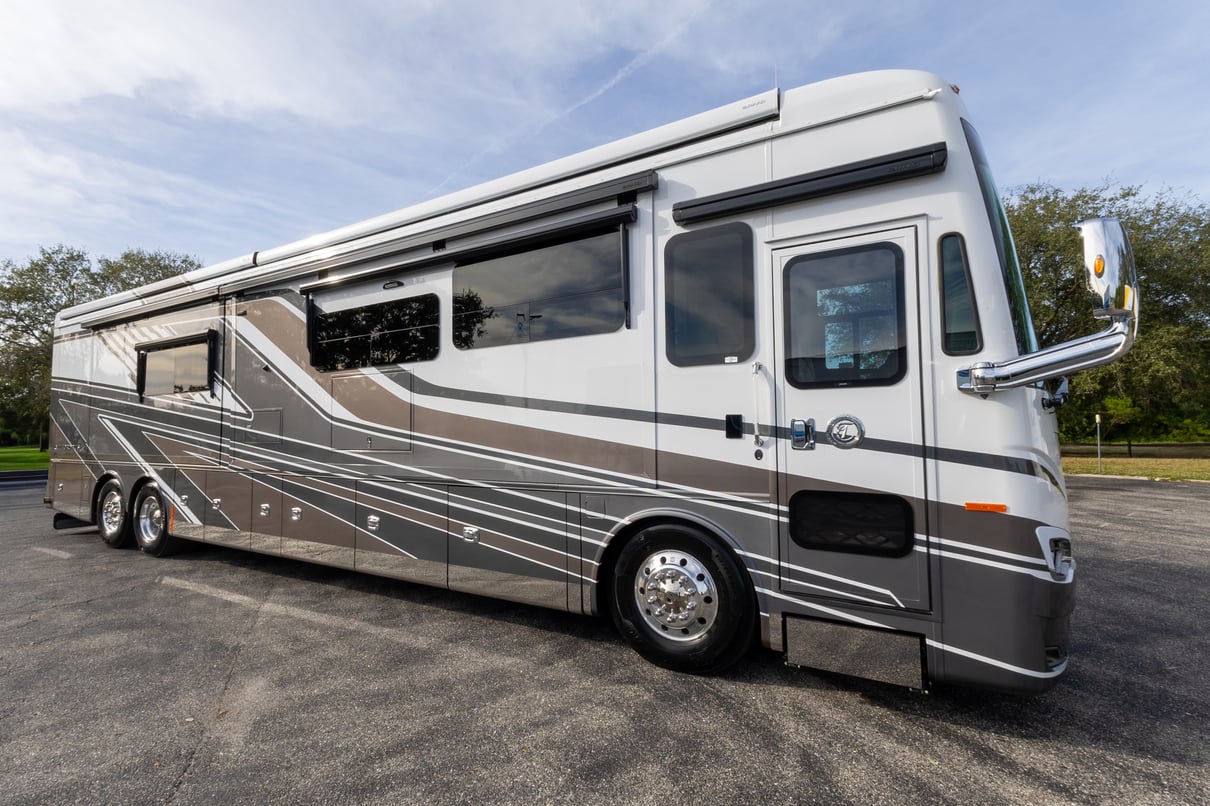 2024 Tiffin Allegro Bus 45 OPP gallery image-2