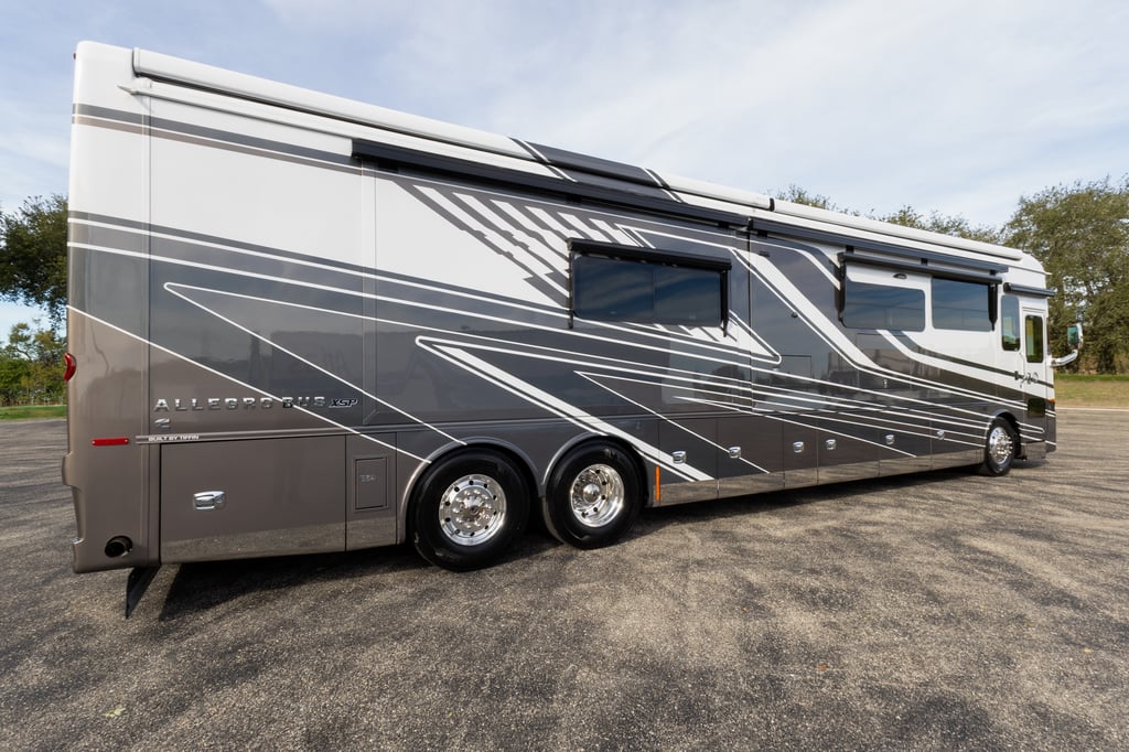 2024 Tiffin Allegro Bus 45 OPP