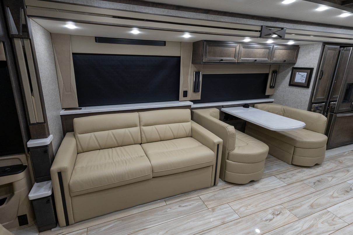 2024 Tiffin Allegro Bus 45 OPP gallery image-15