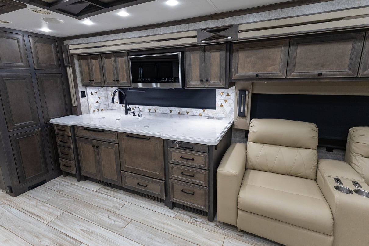 2024 Tiffin Allegro Bus 45 OPP gallery image-18