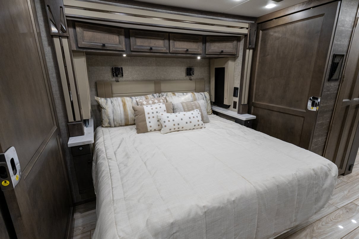 2024 Tiffin Allegro Bus 45 OPP gallery image-26