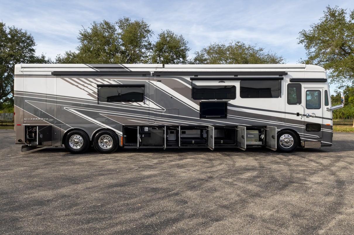 2024 Tiffin Allegro Bus 45 OPP gallery image-32