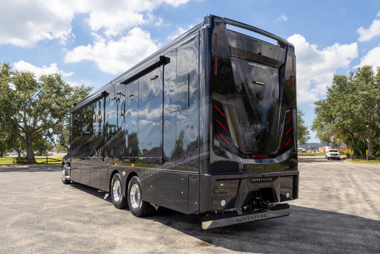 2026 SHOWHAULER ADVENTURE A4501 gallery image-7