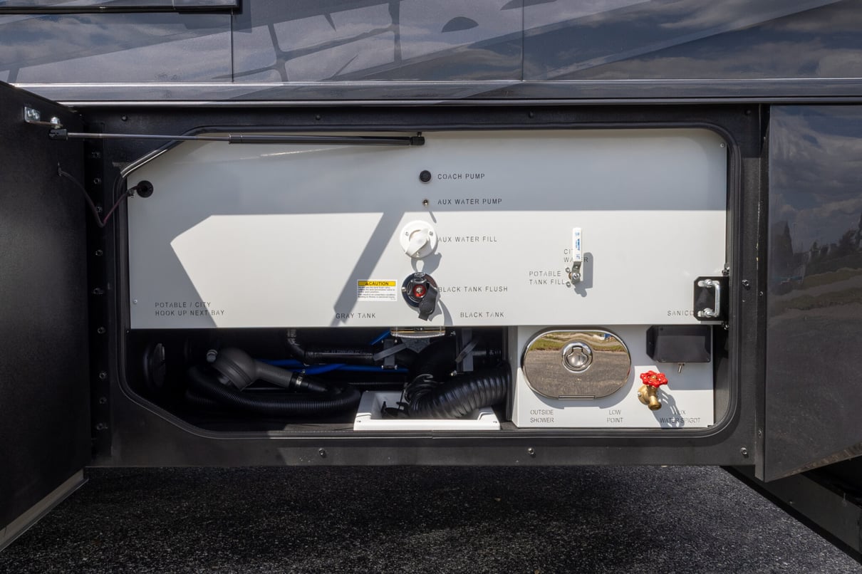 2026 SHOWHAULER ADVENTURE A4501 gallery image-47