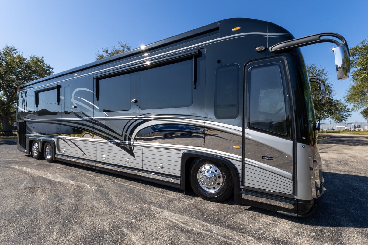 2012 Newell P2000i gallery image-2