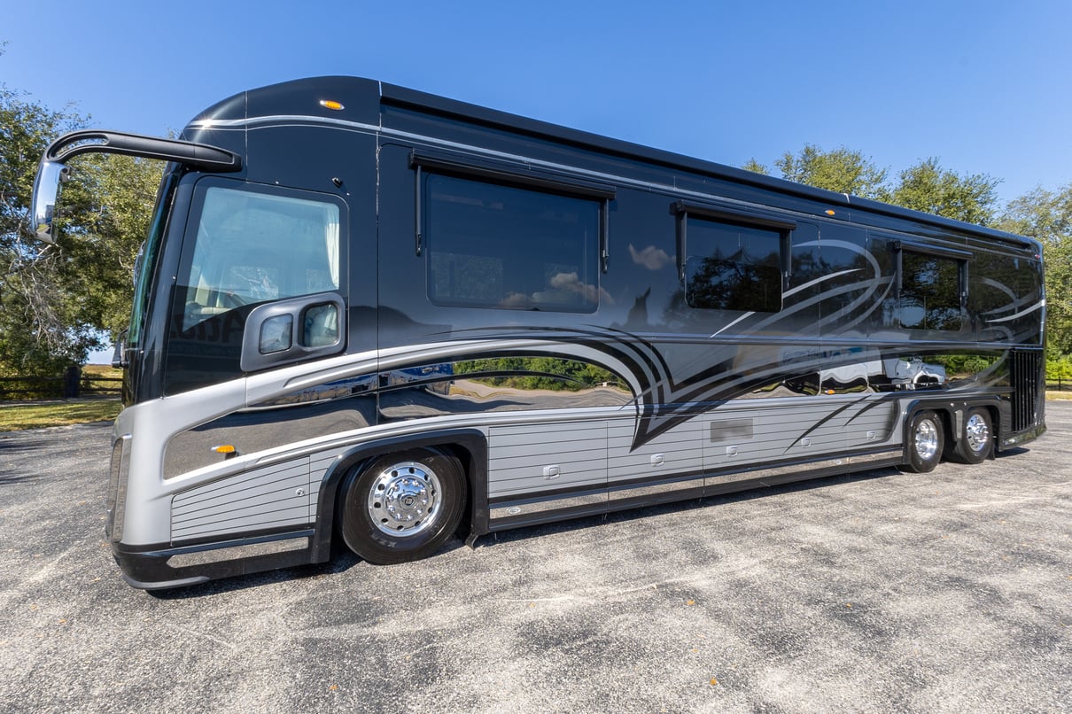 2012 Newell P2000i gallery image-10