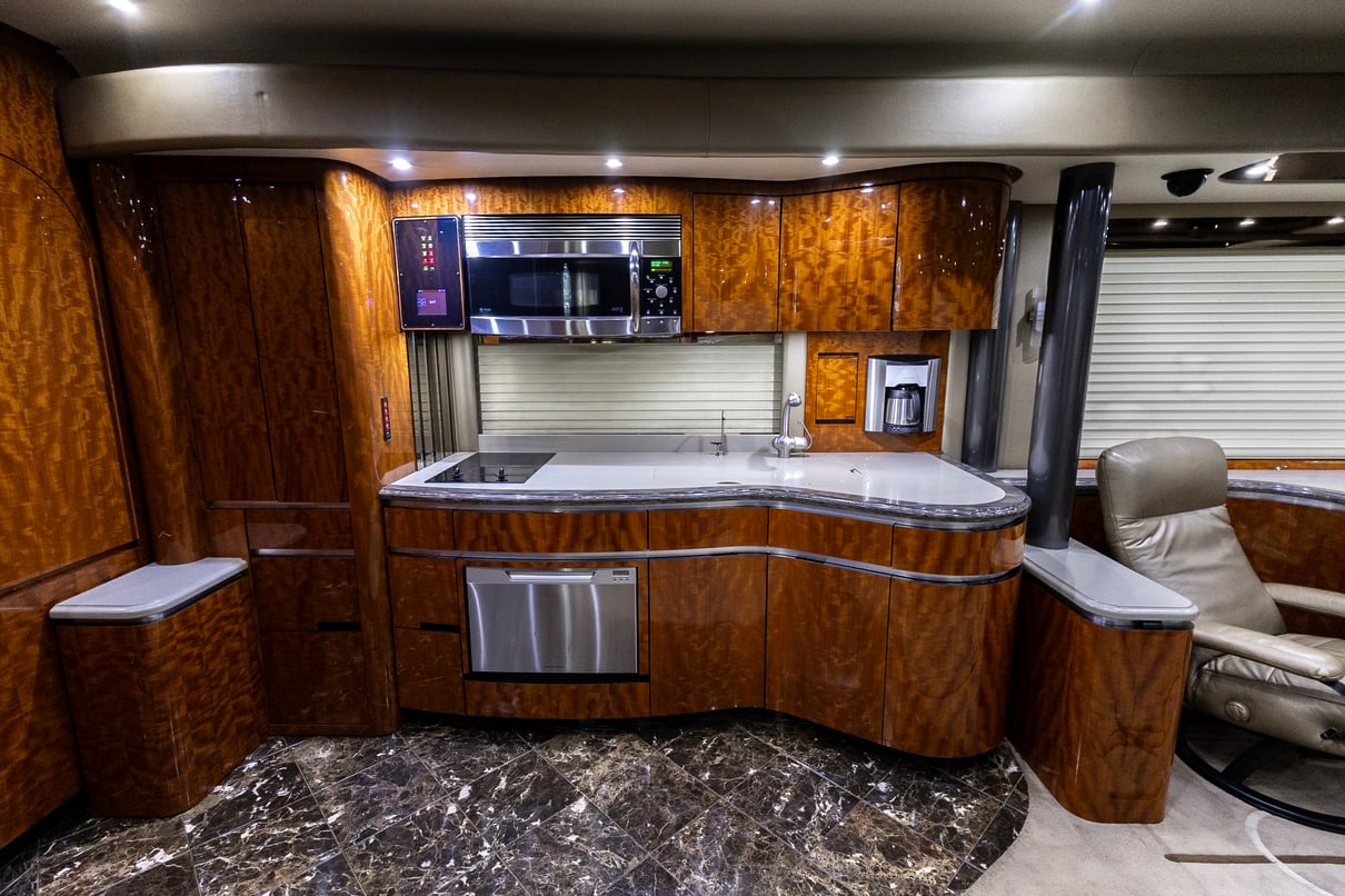 2012 Newell P2000i gallery image-19