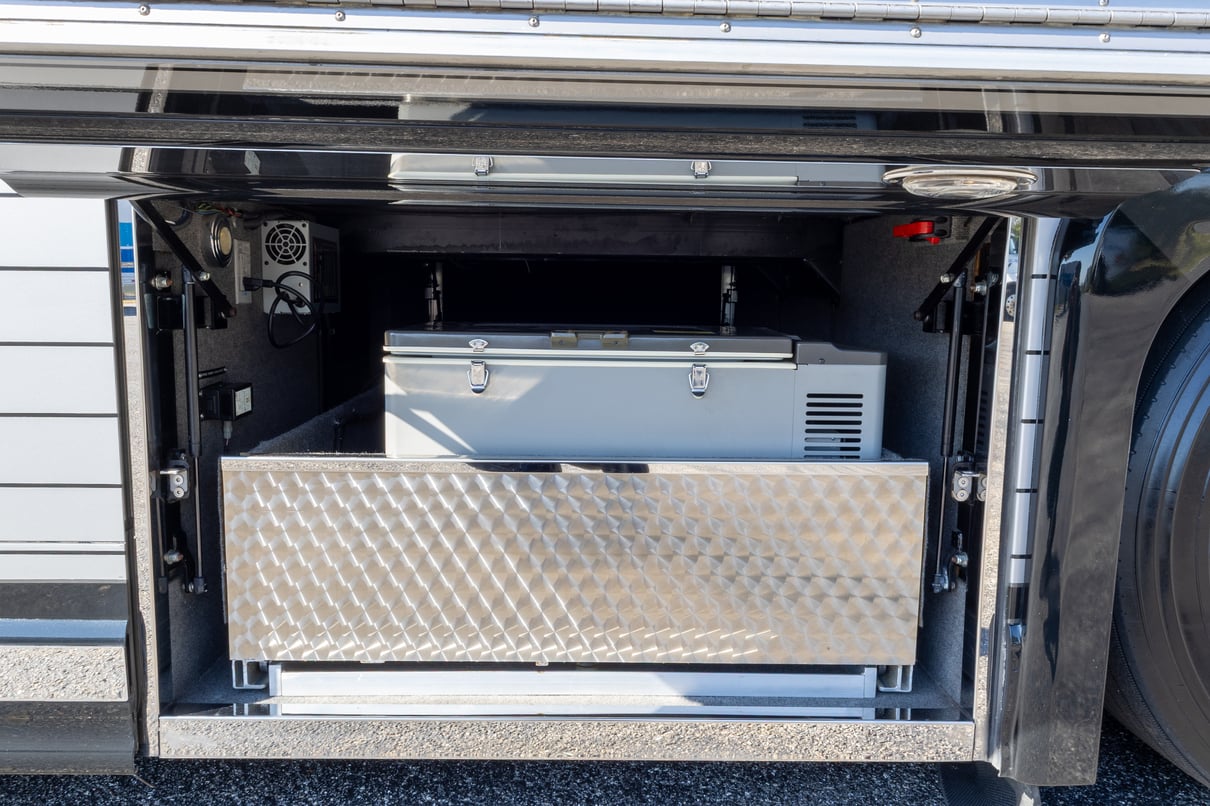 2012 Newell P2000i gallery image-37