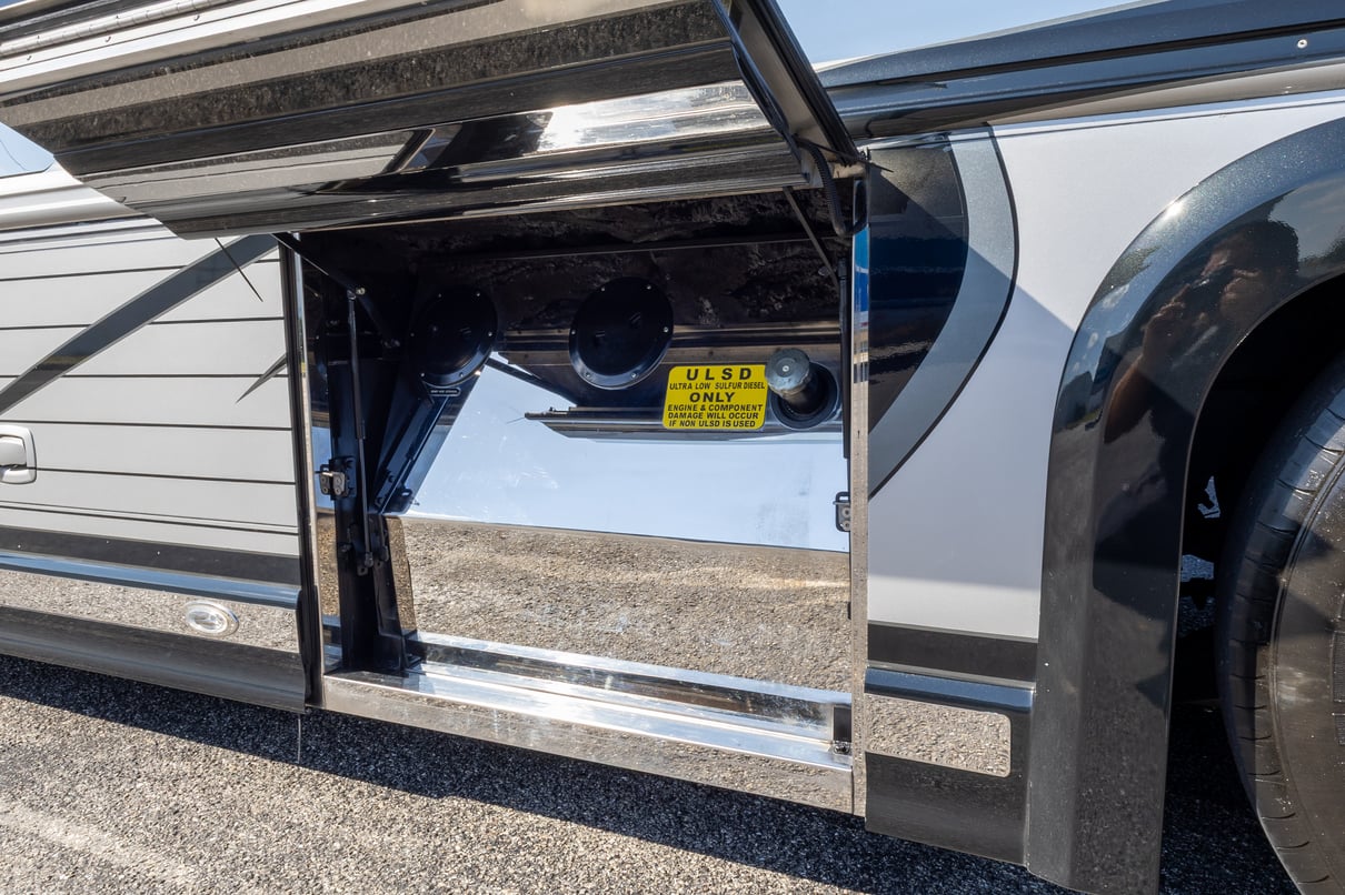 2012 Newell P2000i gallery image-42